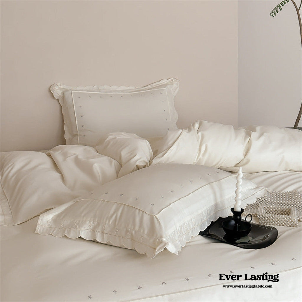 Star Gaze Short Cake Ruffle Bedding Set / Purple