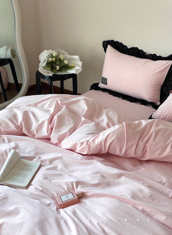 Strawberry Black Lace Ruffle Bedding Set