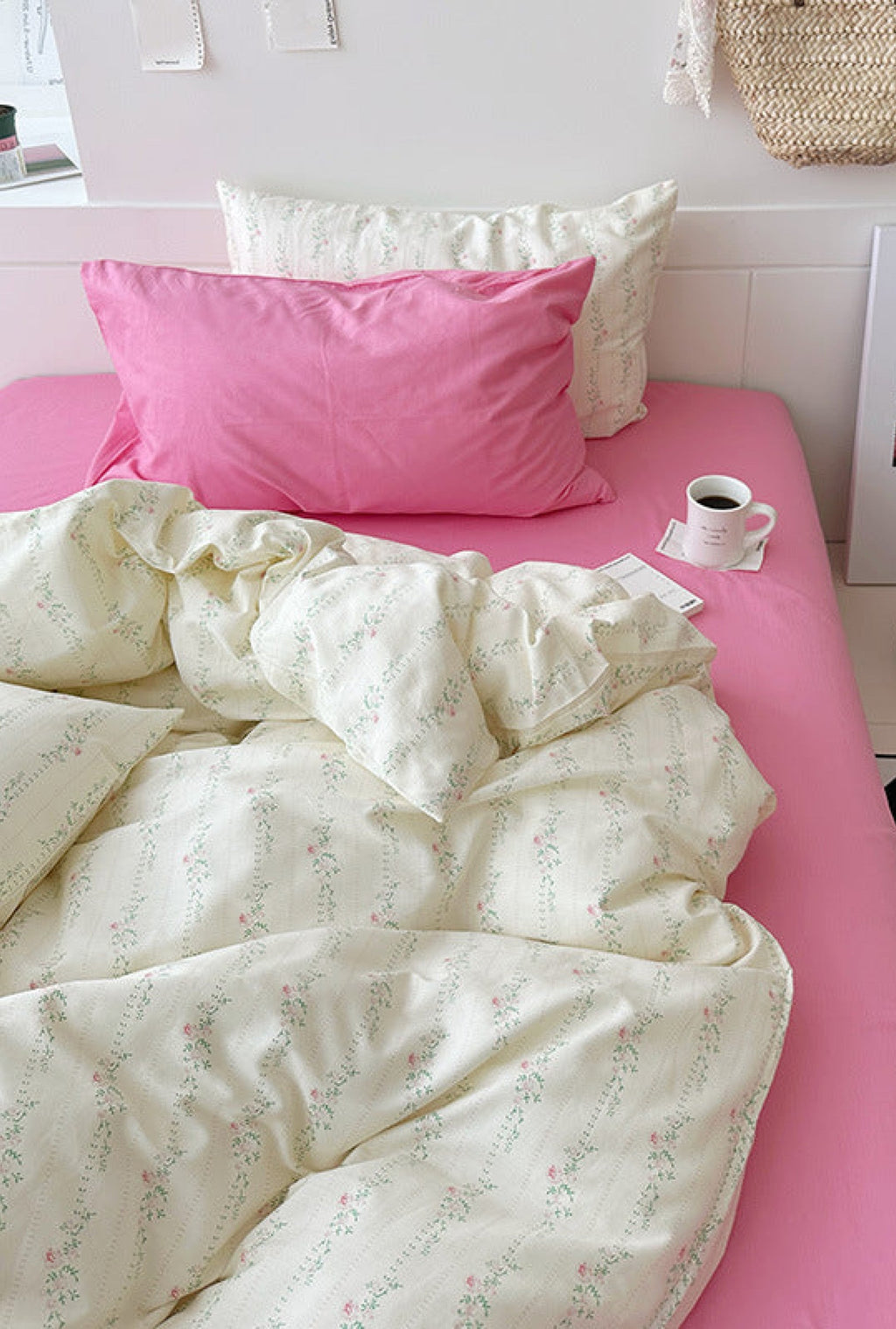 Sweet Floral Bedding Set / Cream