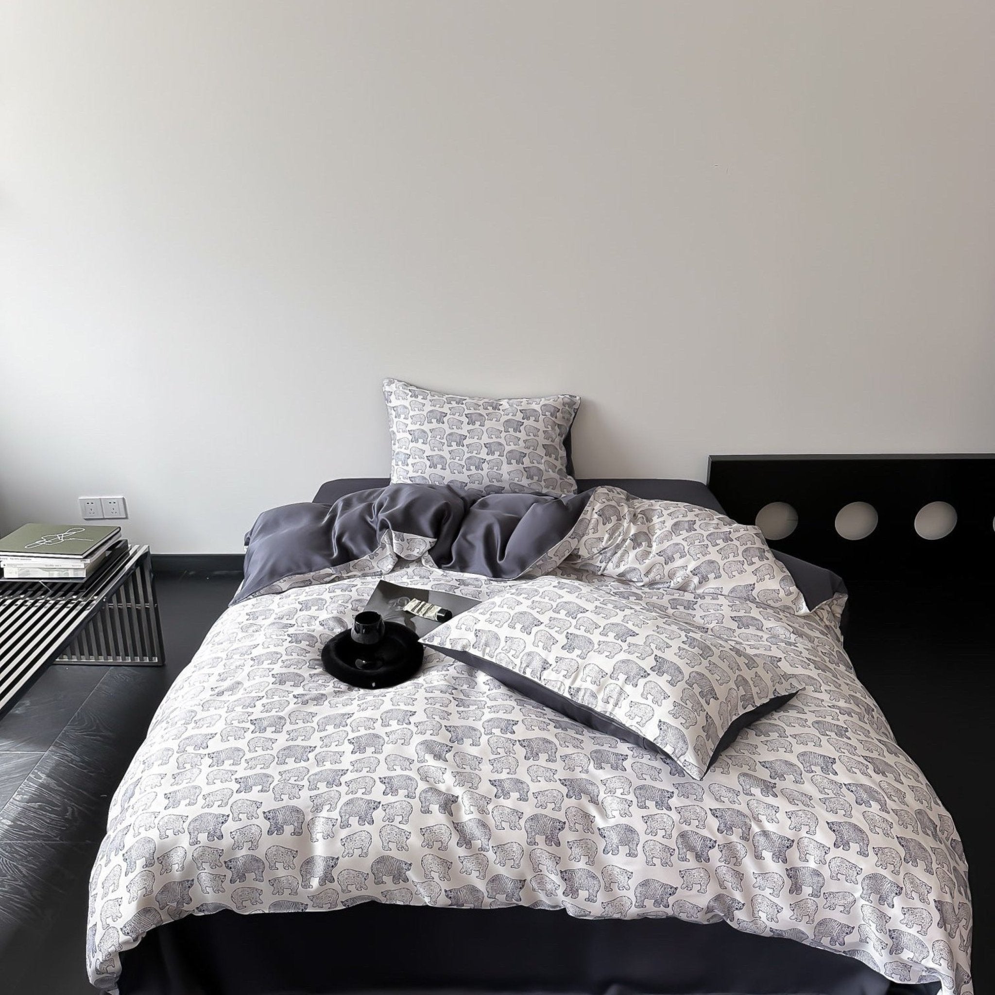 Twilight Zone Silky Tencel Bedding Set / White + Gray