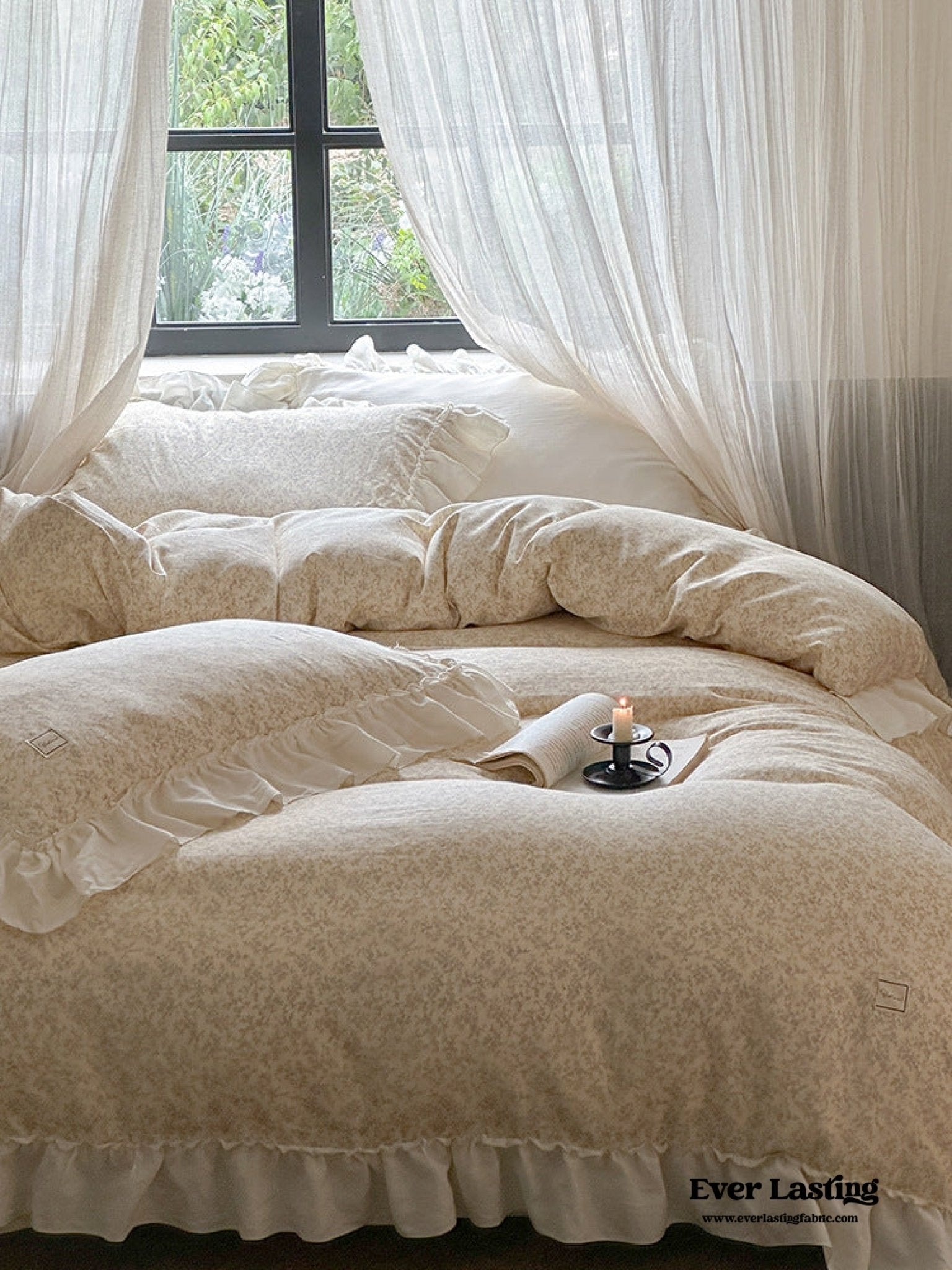 Vivienne Floral Double Gauze Bedding Set / Blush Pink
