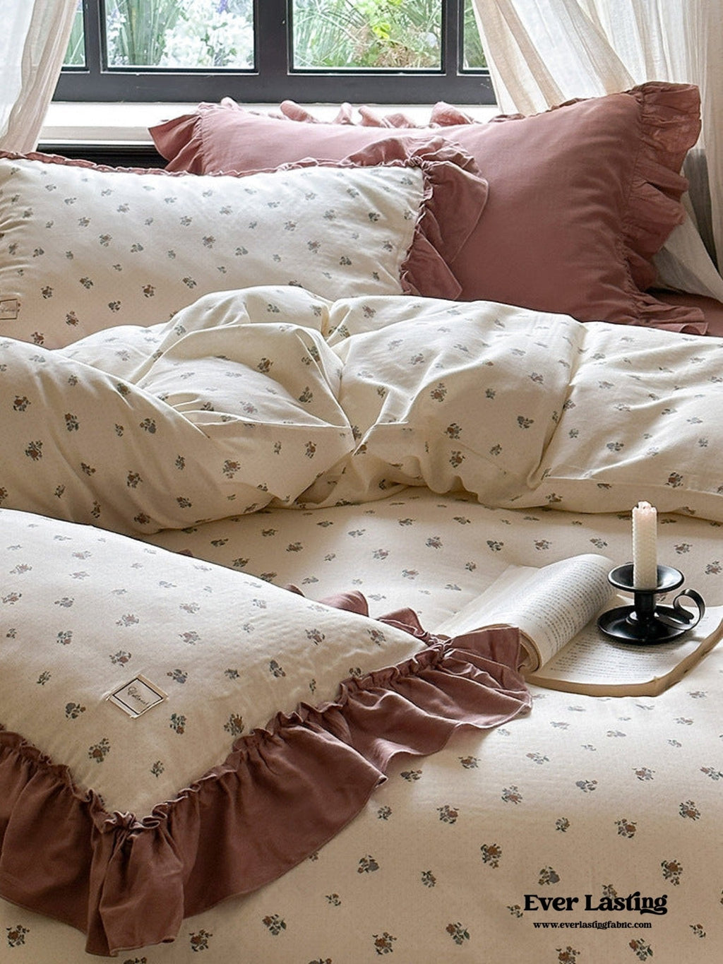 Vivienne Floral Double Gauze Bedding Set / Cobalt Blue