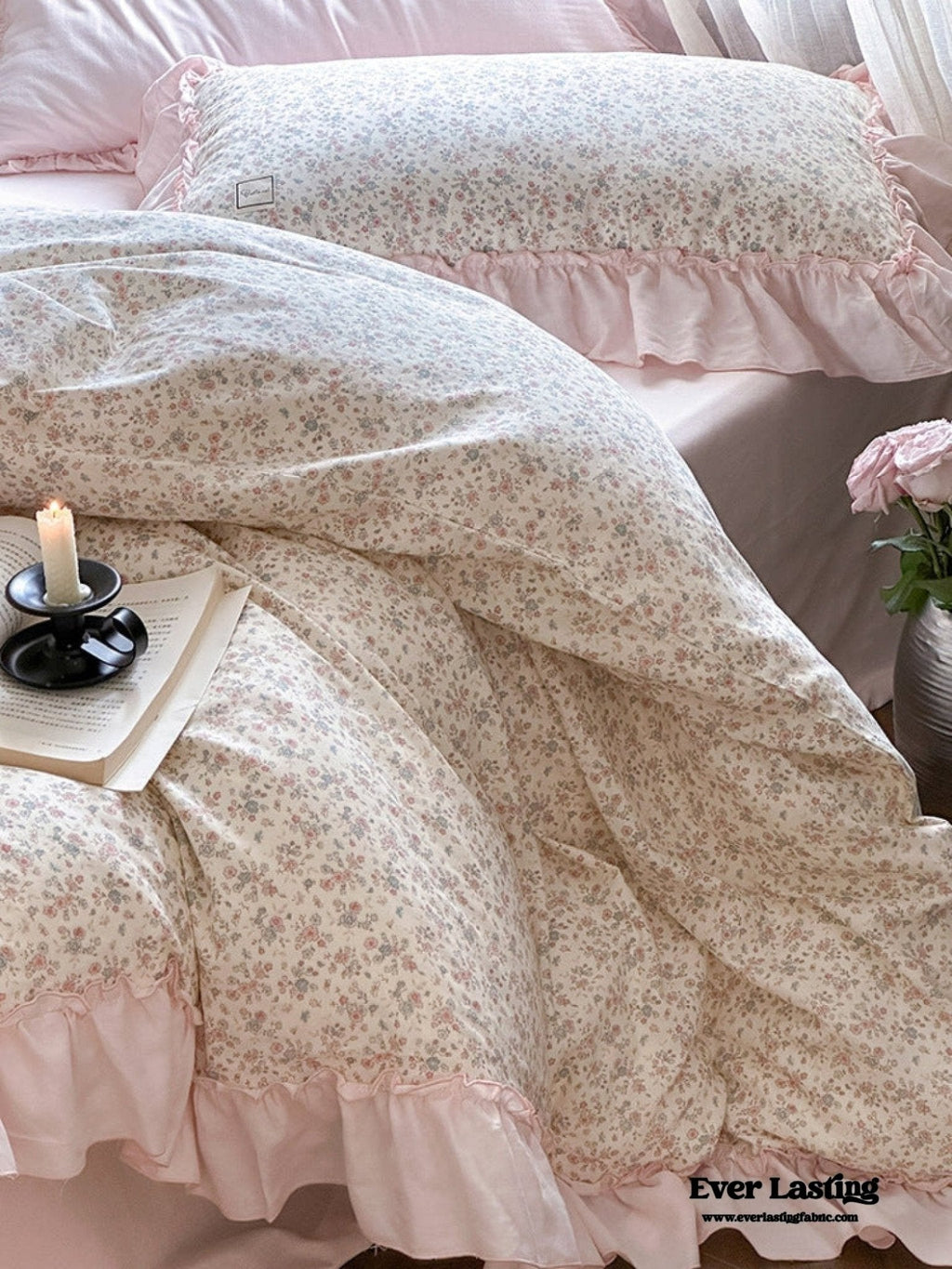 Vivienne Floral Double Gauze Bedding Set / Light Pink